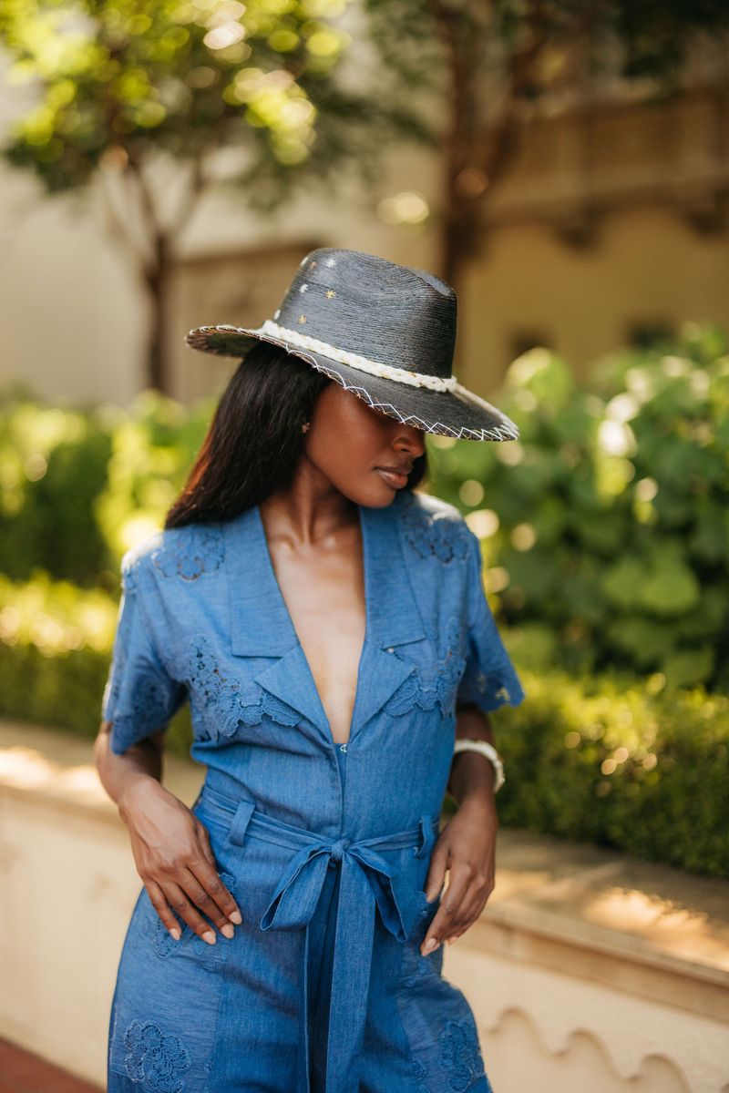 Star Black Hat by Corazon Playero