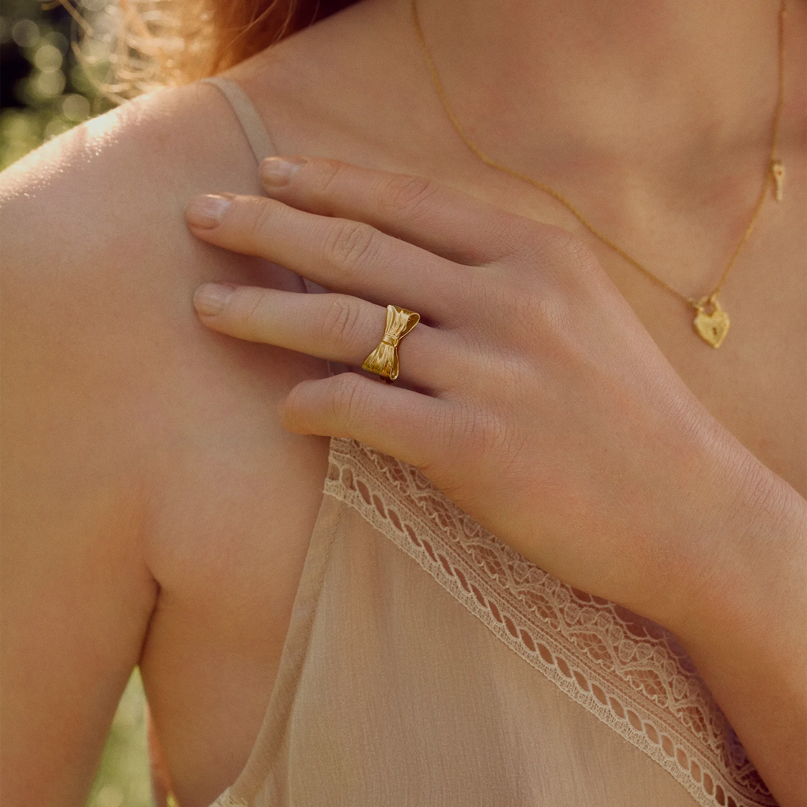 Satin Ring by Maanesten