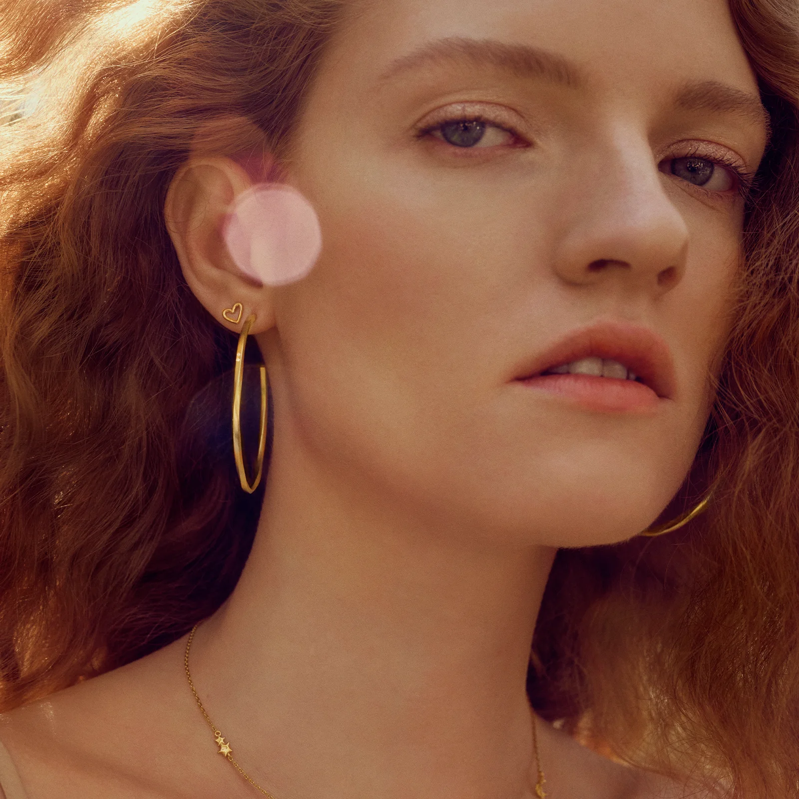 Filou Earrings by Maanesten