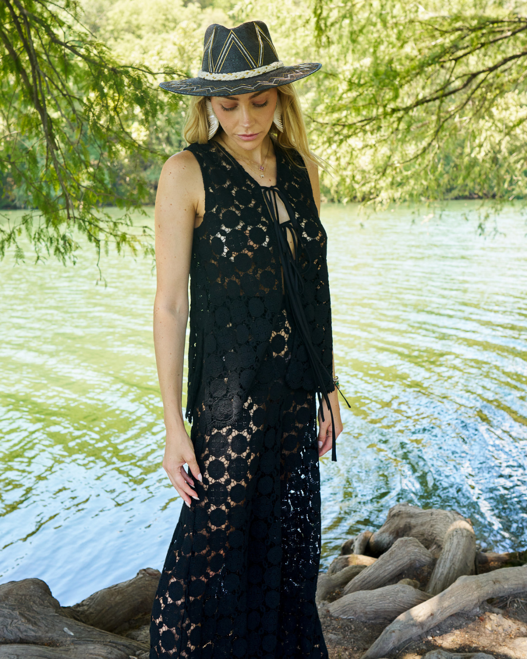 Exclusive Isabella Gold on Black by Corazon Playero