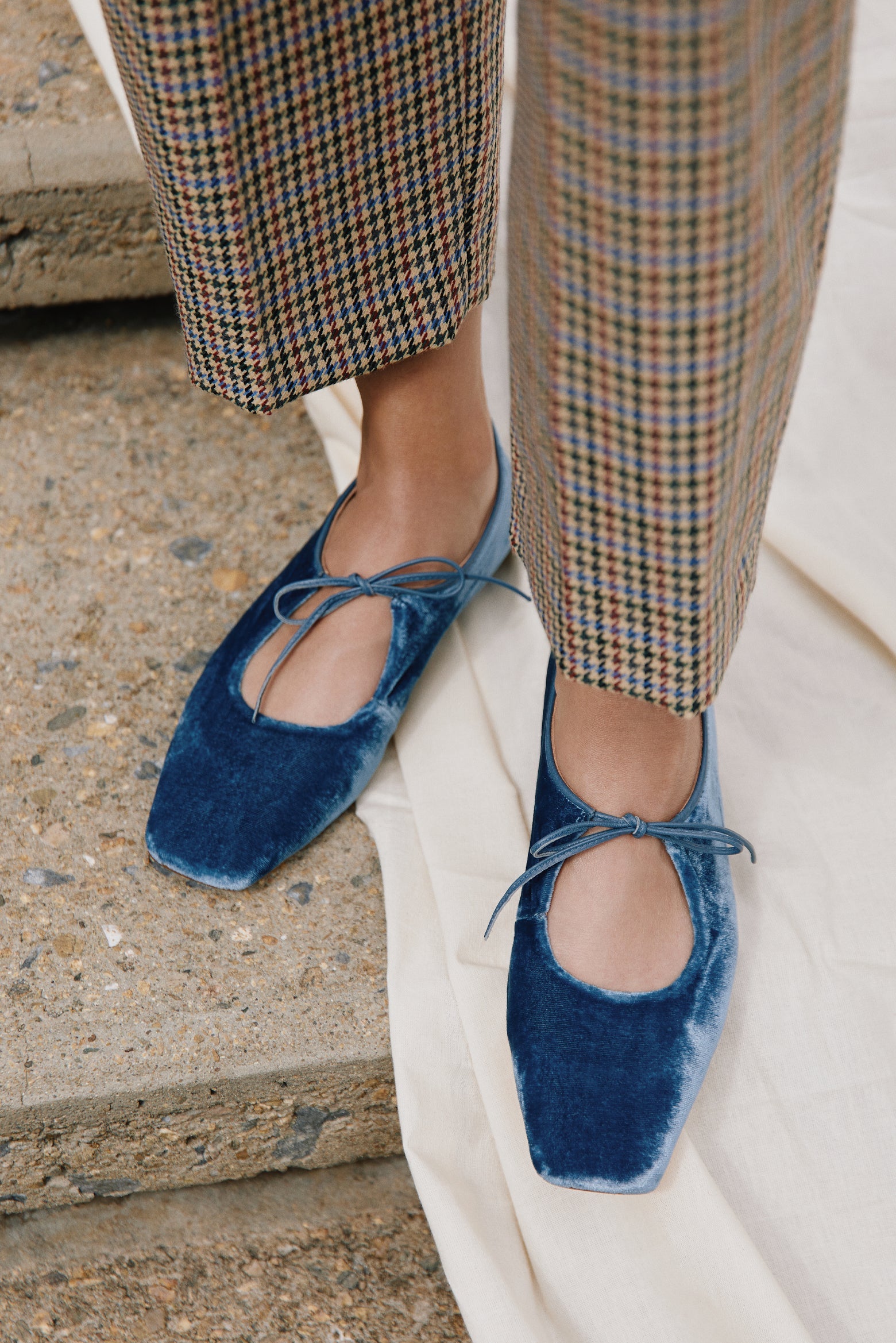 Amelia Blue Velvet by Andrea Gomez