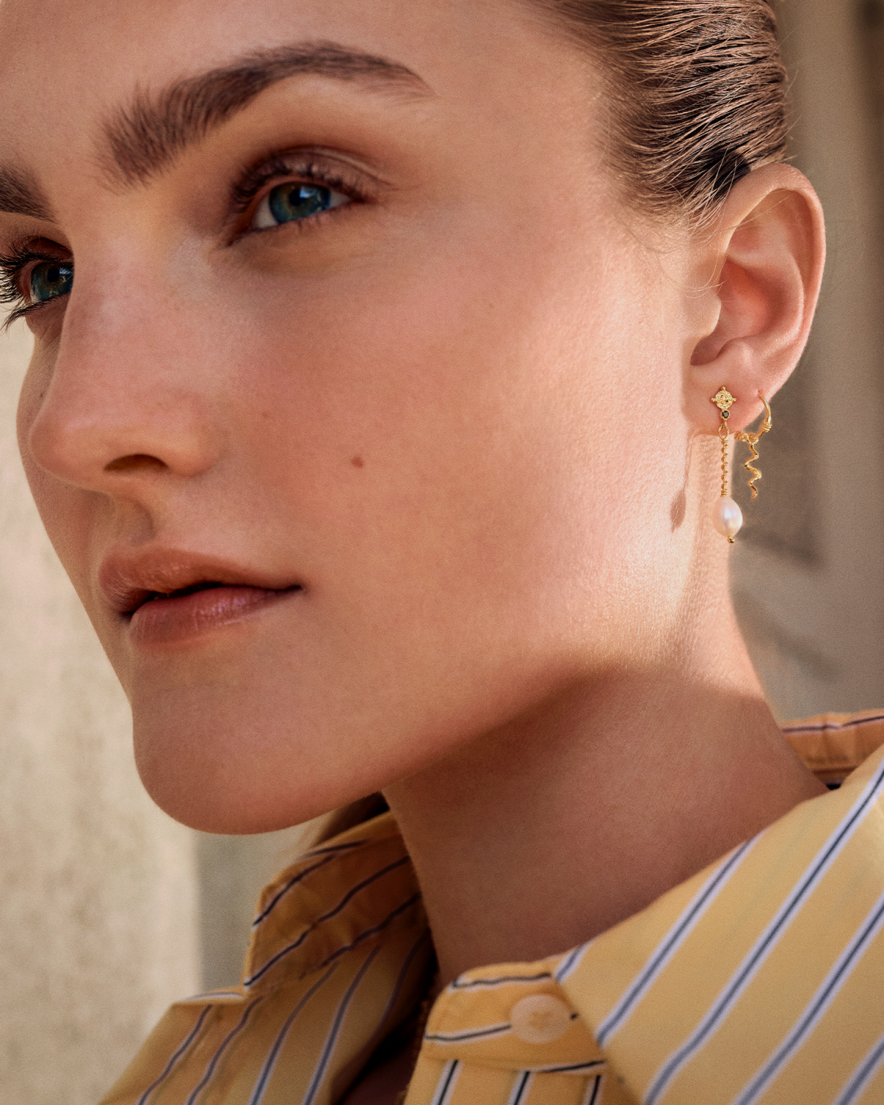 Nyla Earrings by Maanesten