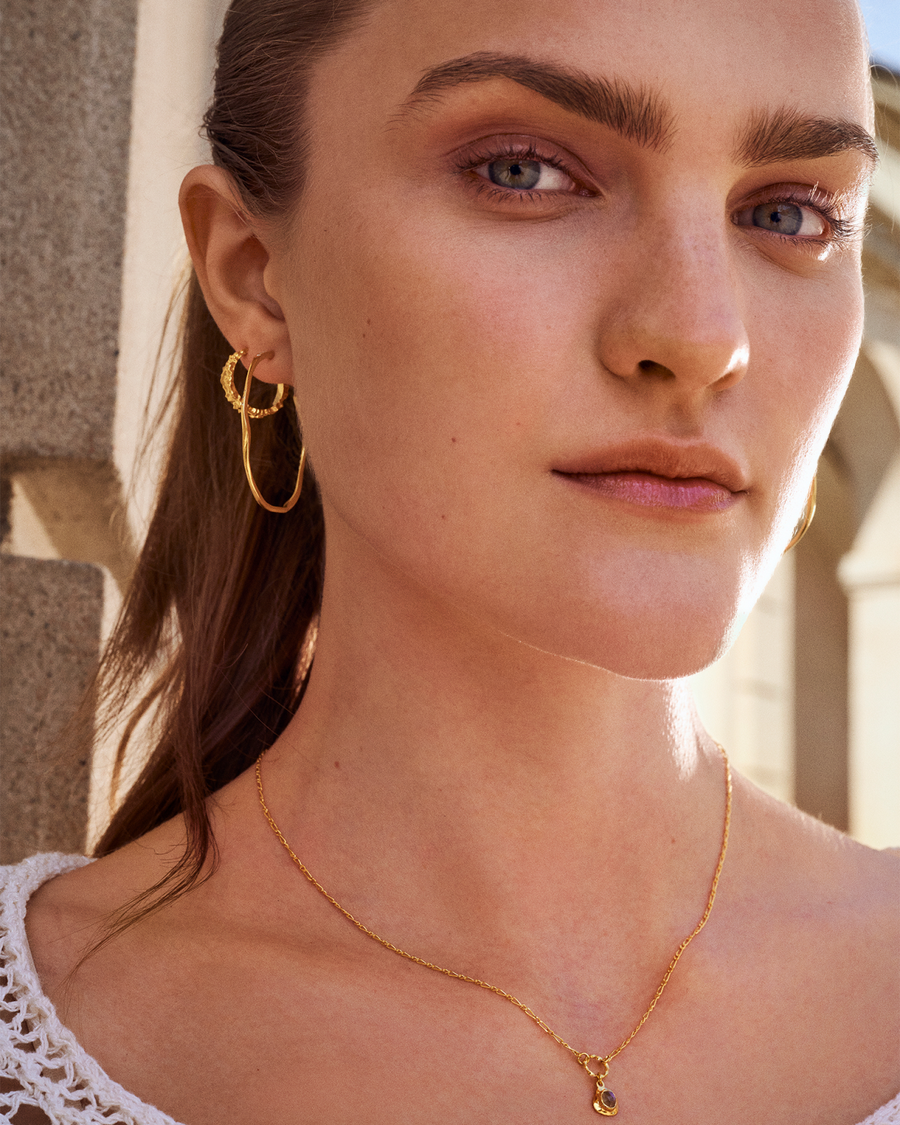 Echo Grande Earrings by Maanesten