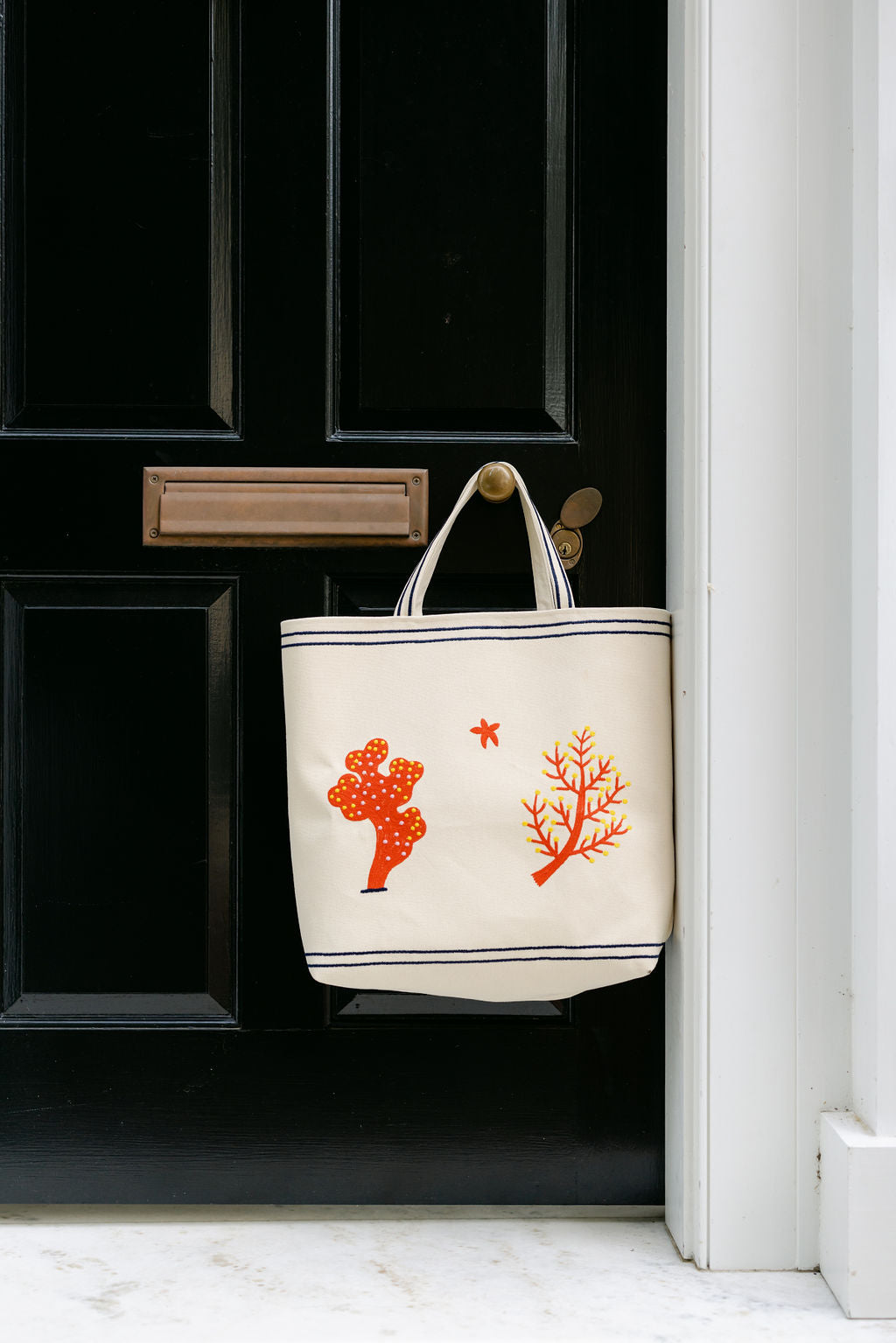 CORAL TOTE BAG by Fanm Mon