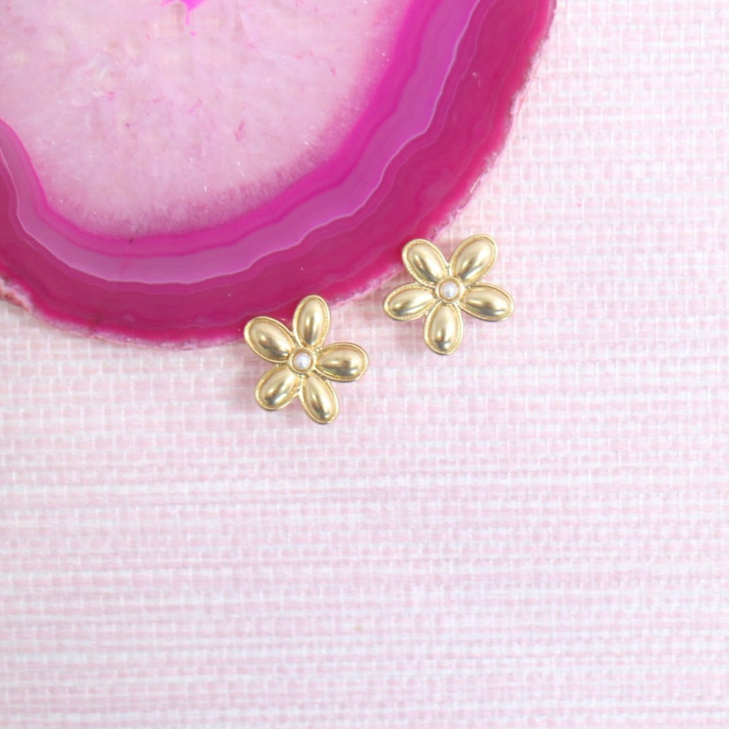 Flora Studs - Pearl by Gresham