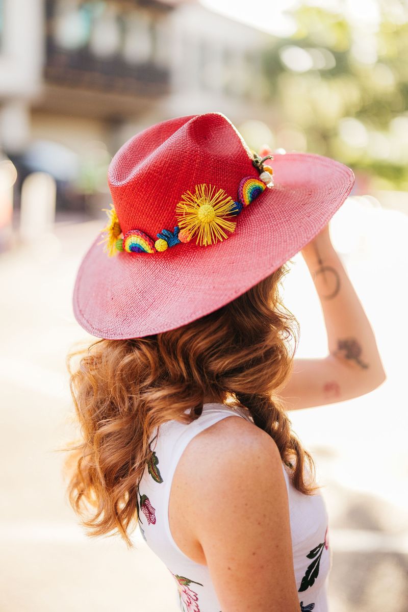 Red Pajarito Hat by Pájara Pinta