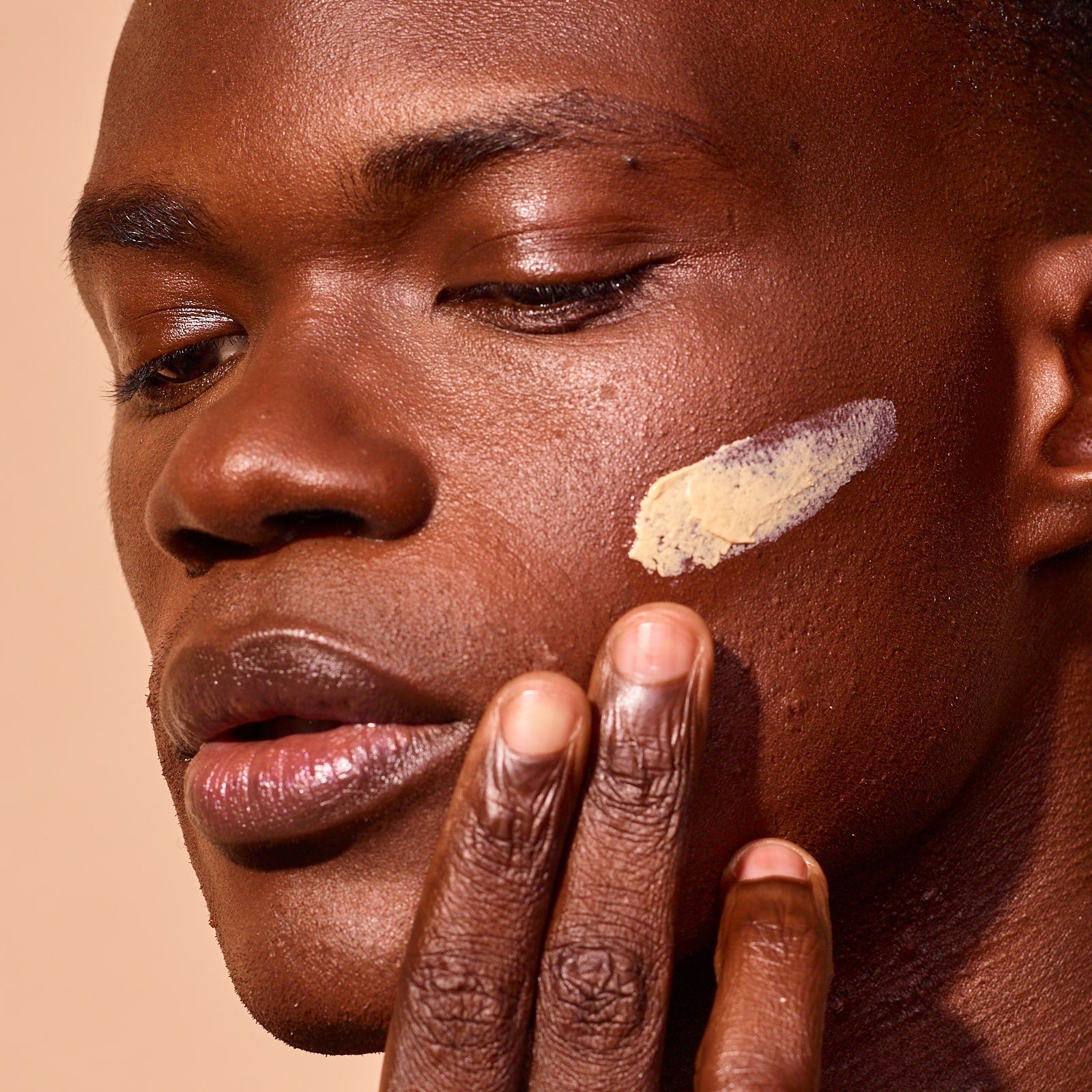 Essential Daily Sunscreen by Antedotum