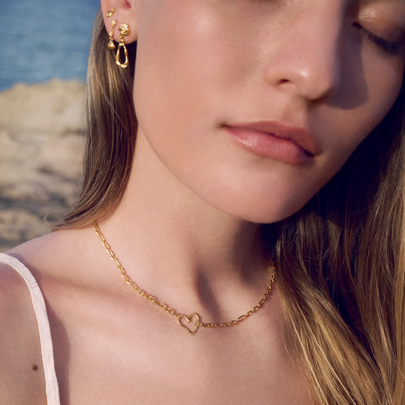 Ayiya Necklace by Maanesten