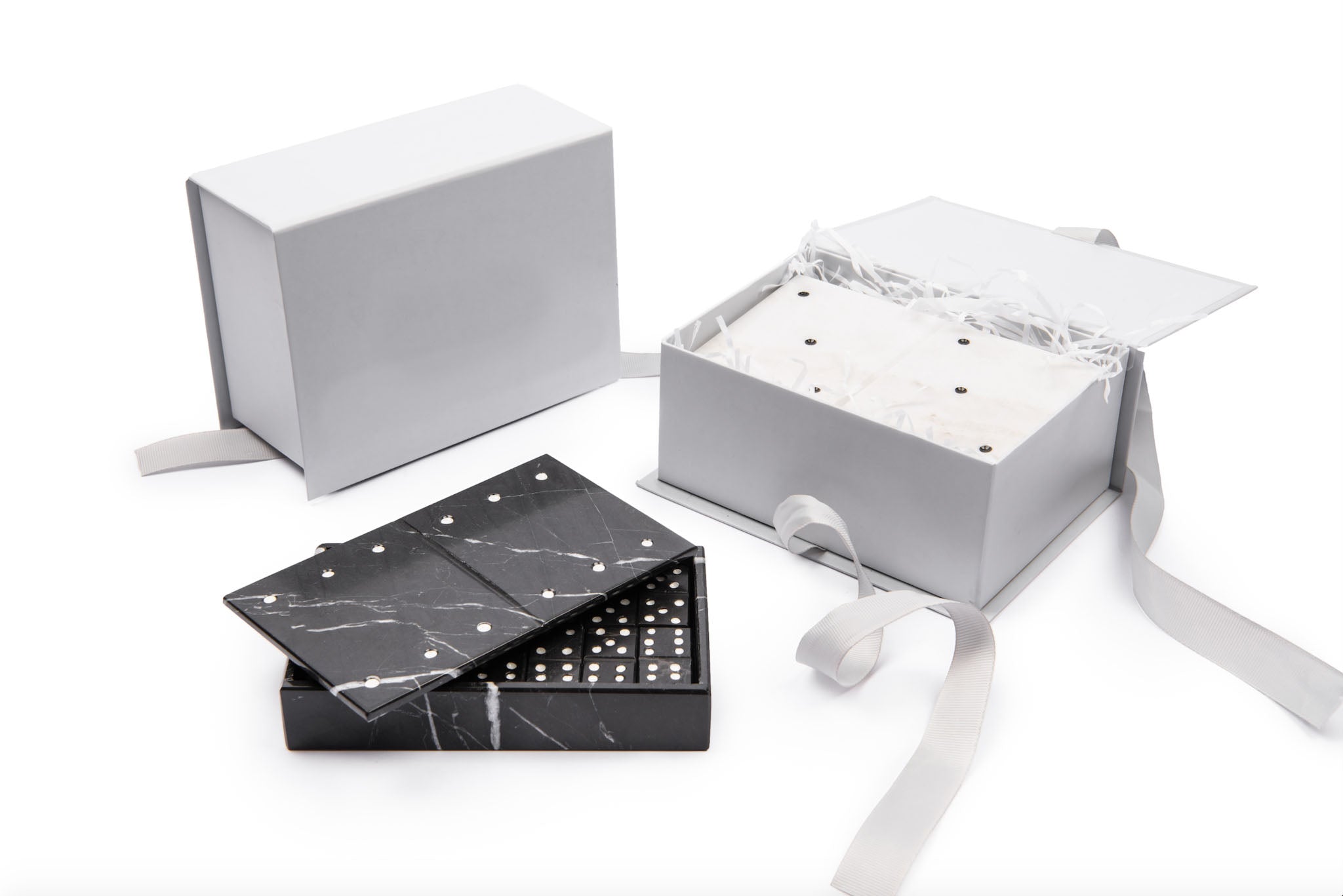 Domino Negro by Agave