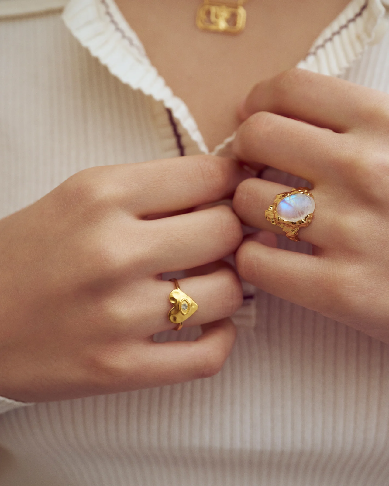Cassia Ring by Maanesten