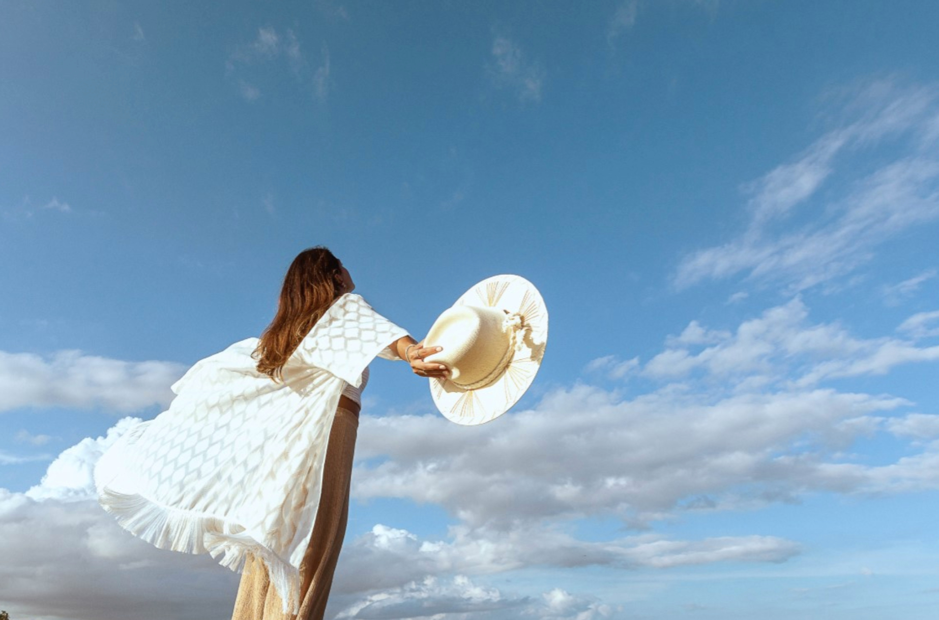 Sophie Metallic Palm Straw Hat | Neutral Beach Hat by Corazon Playero