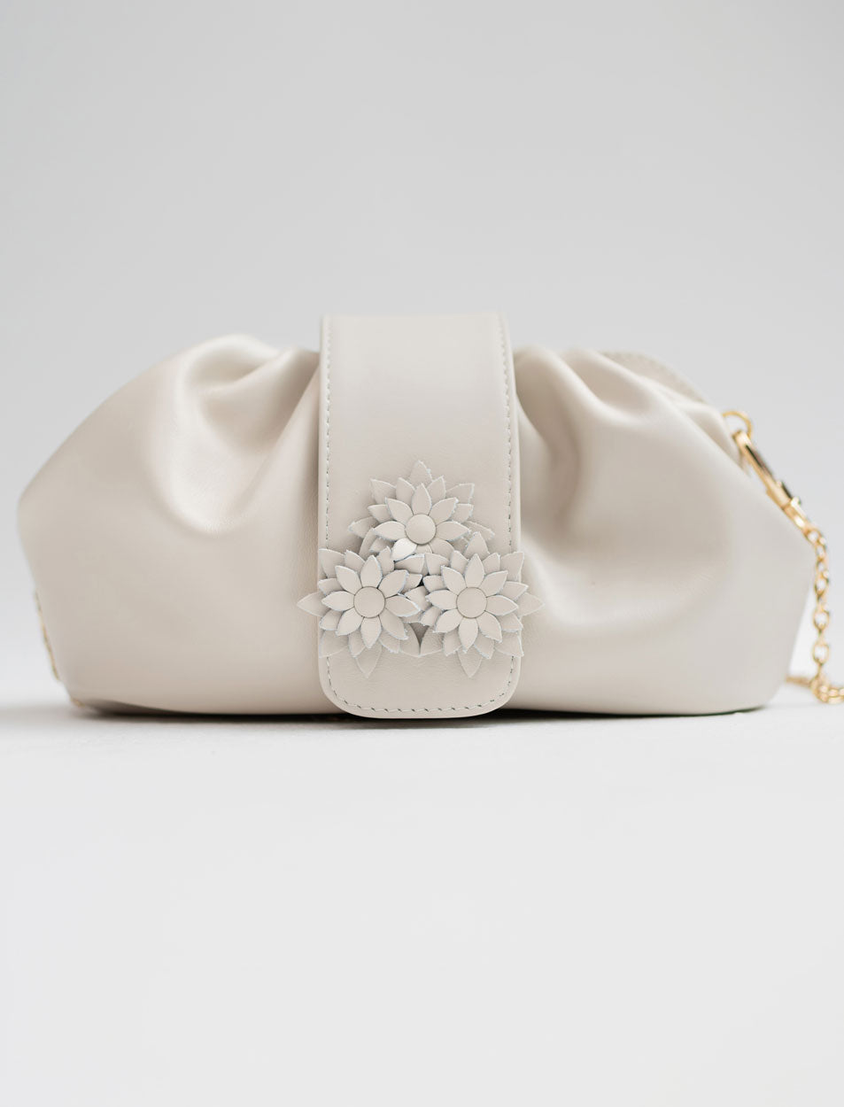 Julieta Clutch - Ivory by Alma Caso