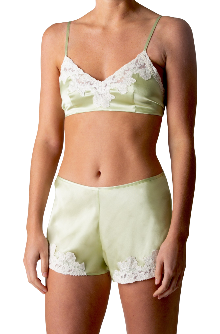 Light green lace detailed shorts 