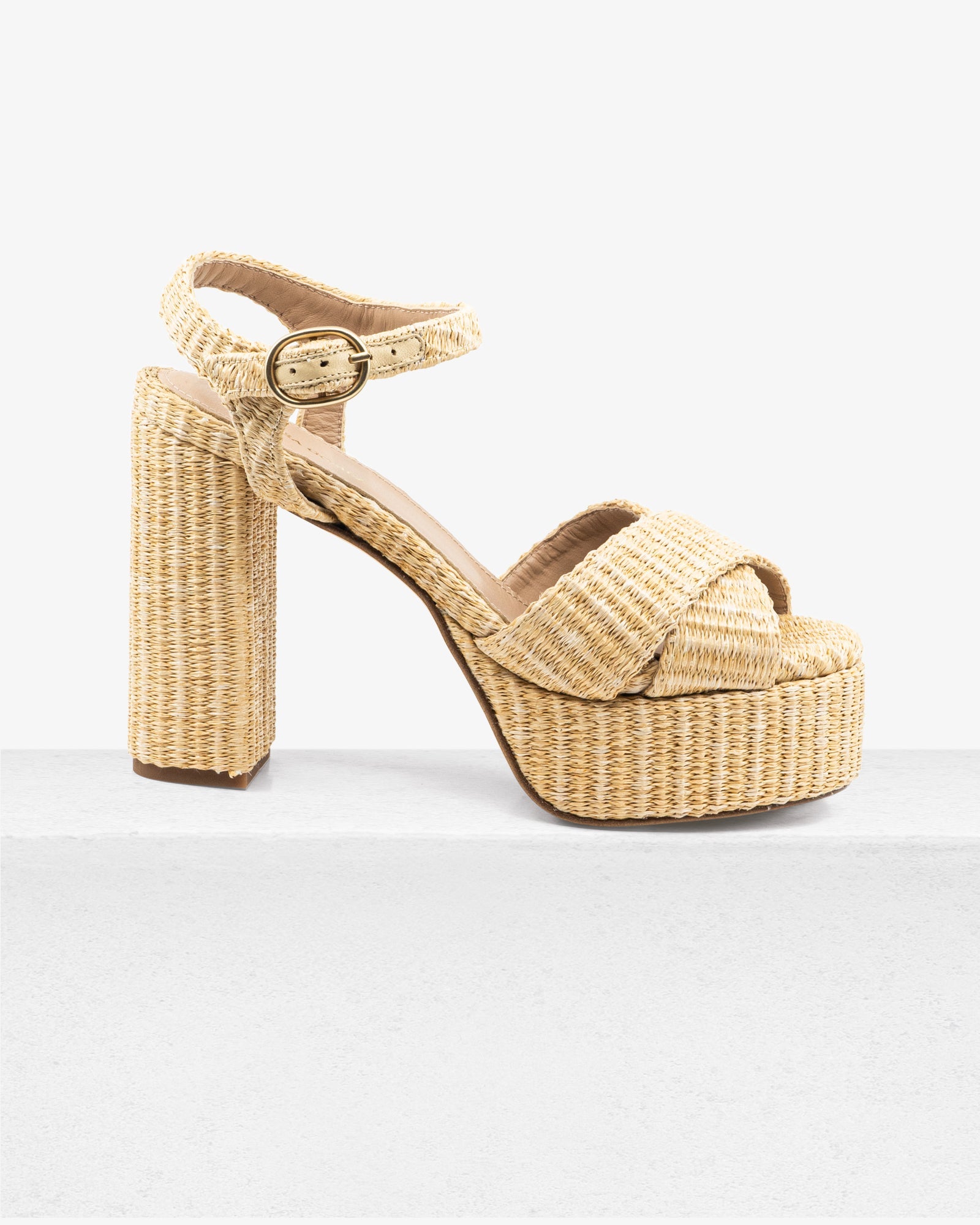 Bella Natural Raffia by Andrea Gomez