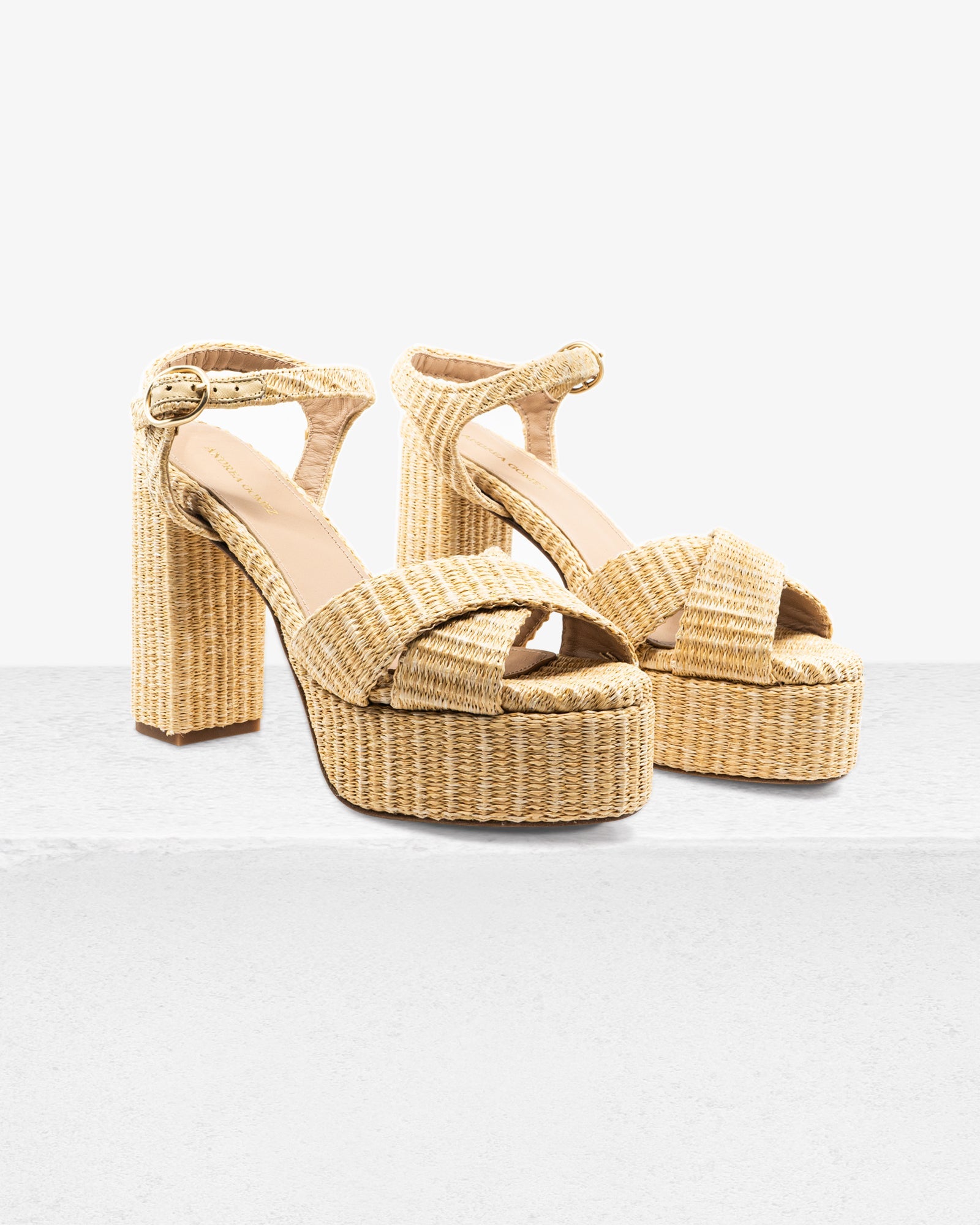 Bella Natural Raffia by Andrea Gomez