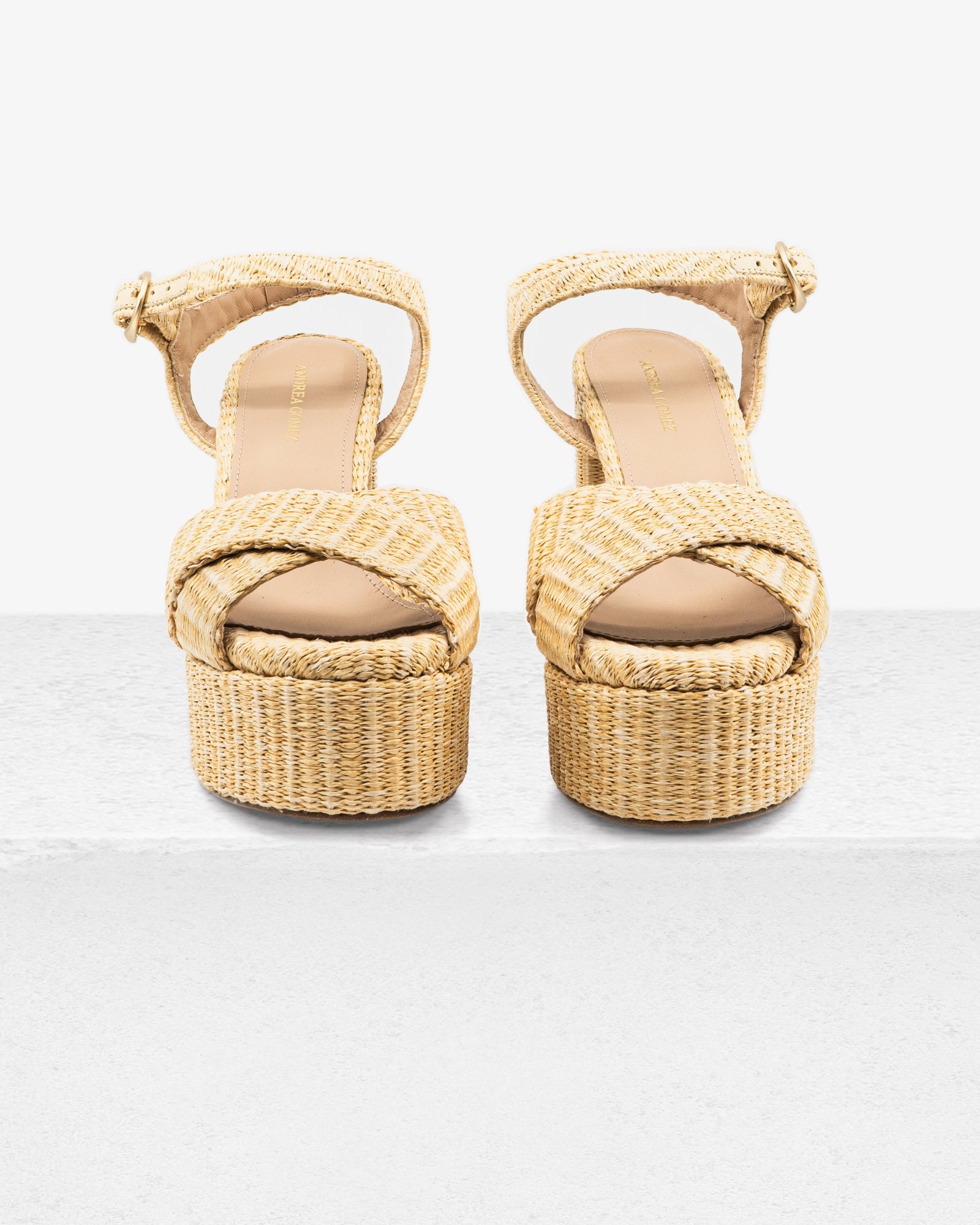 Bella Natural Raffia by Andrea Gomez