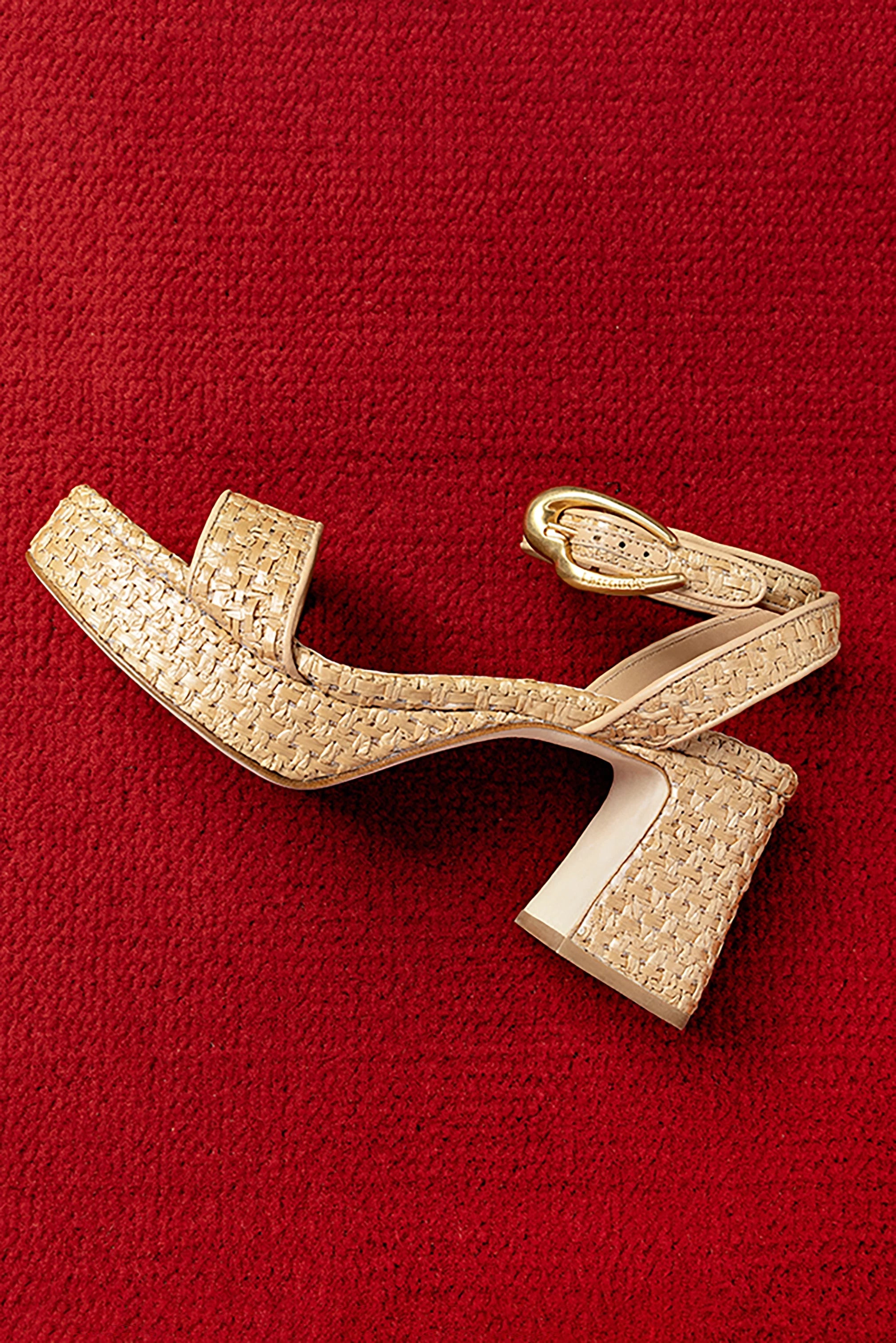 Dolly Verona Low Sandal In Natural Raffia and Beige Leather by Larroudé