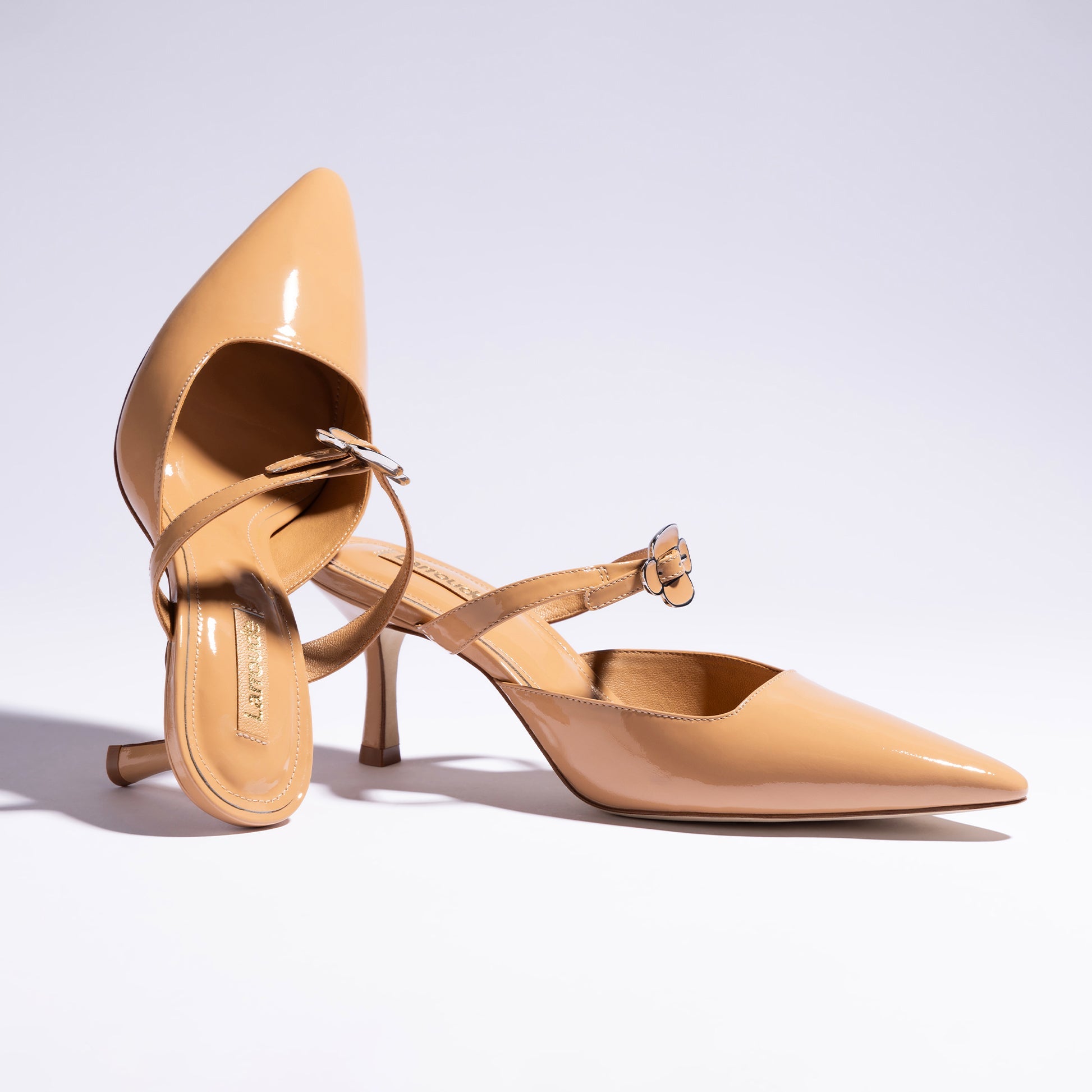 Daisy Pump In Tan Patent Leather by Larroudé