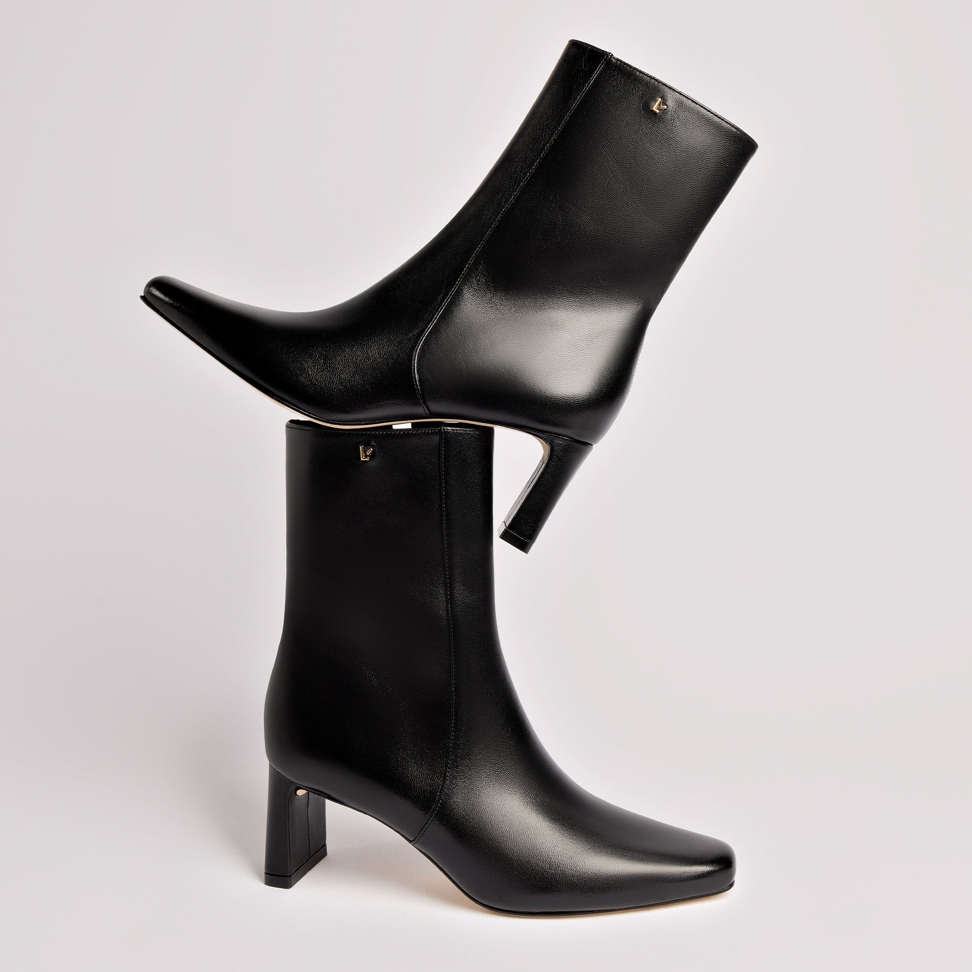 Alexis Bootie In Black Leather by Larroudé