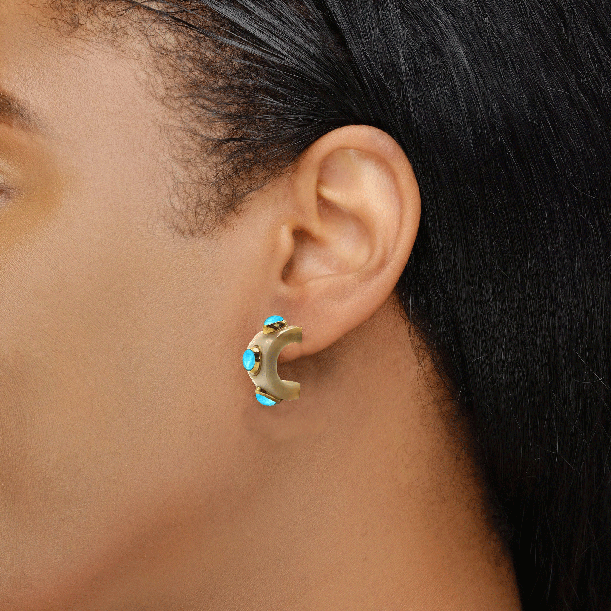 GG Huggie Hoop Earring by Akola