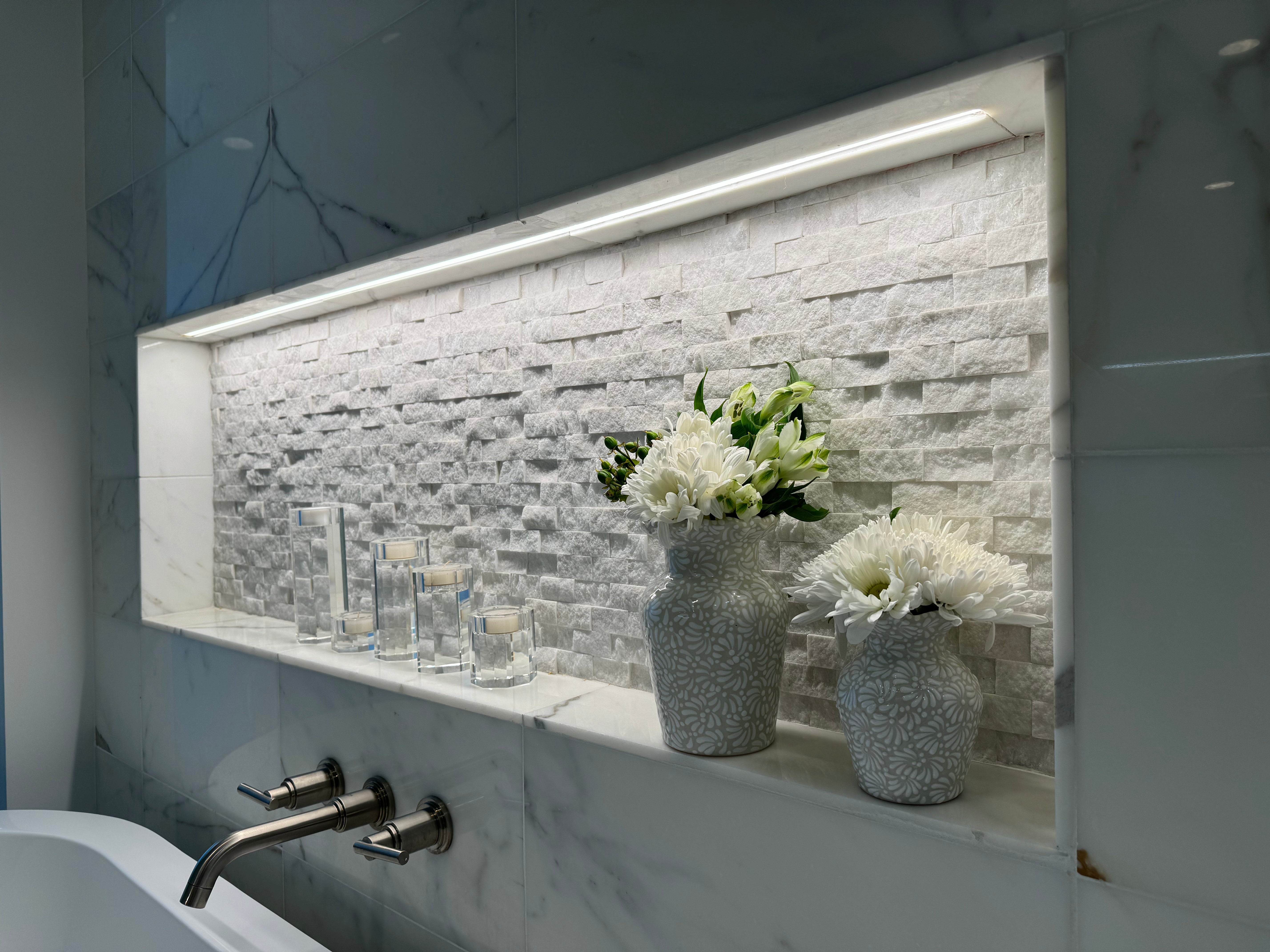 Talavera Wave Vase by Agave