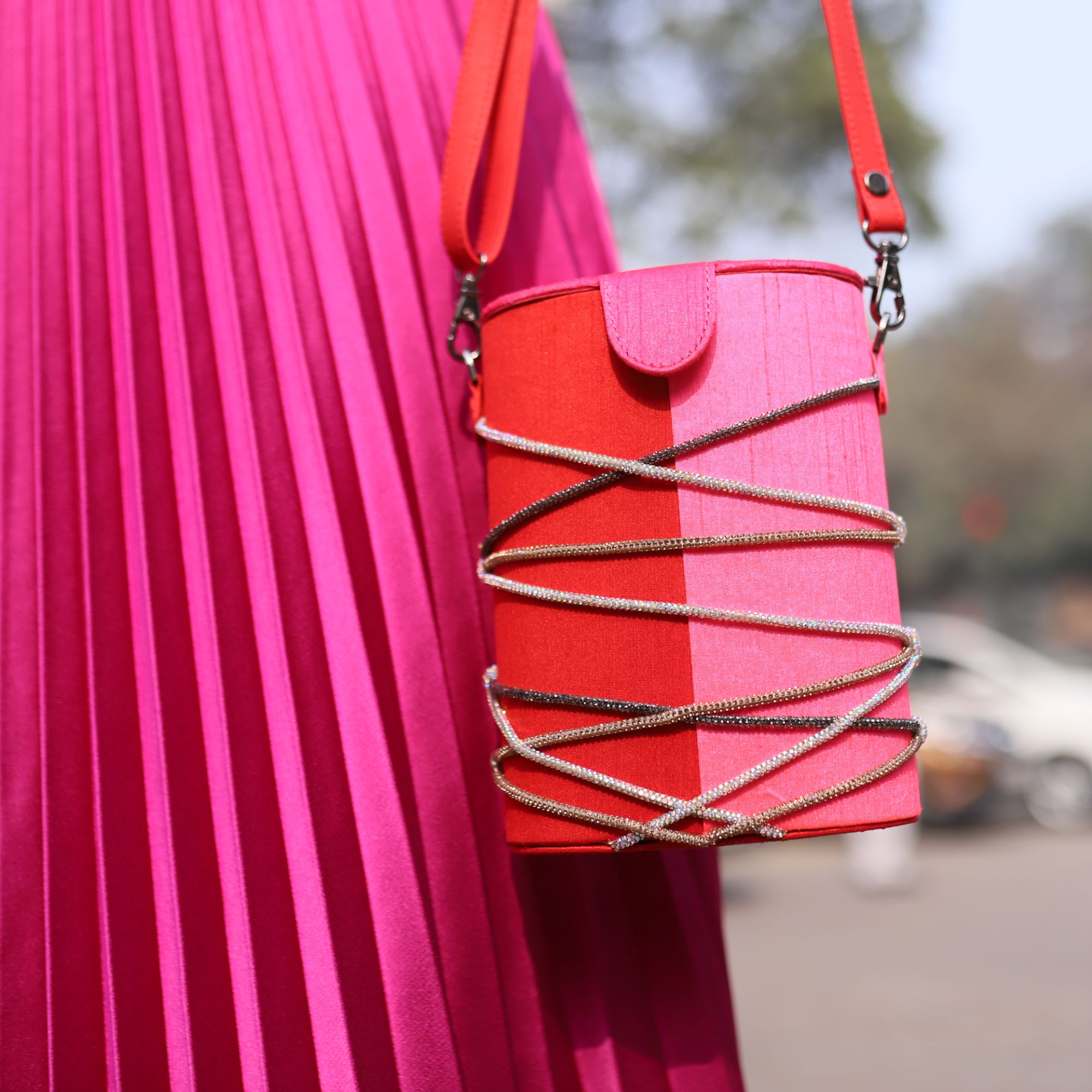 Gulaab Knotty Bucket Bag by Simitri