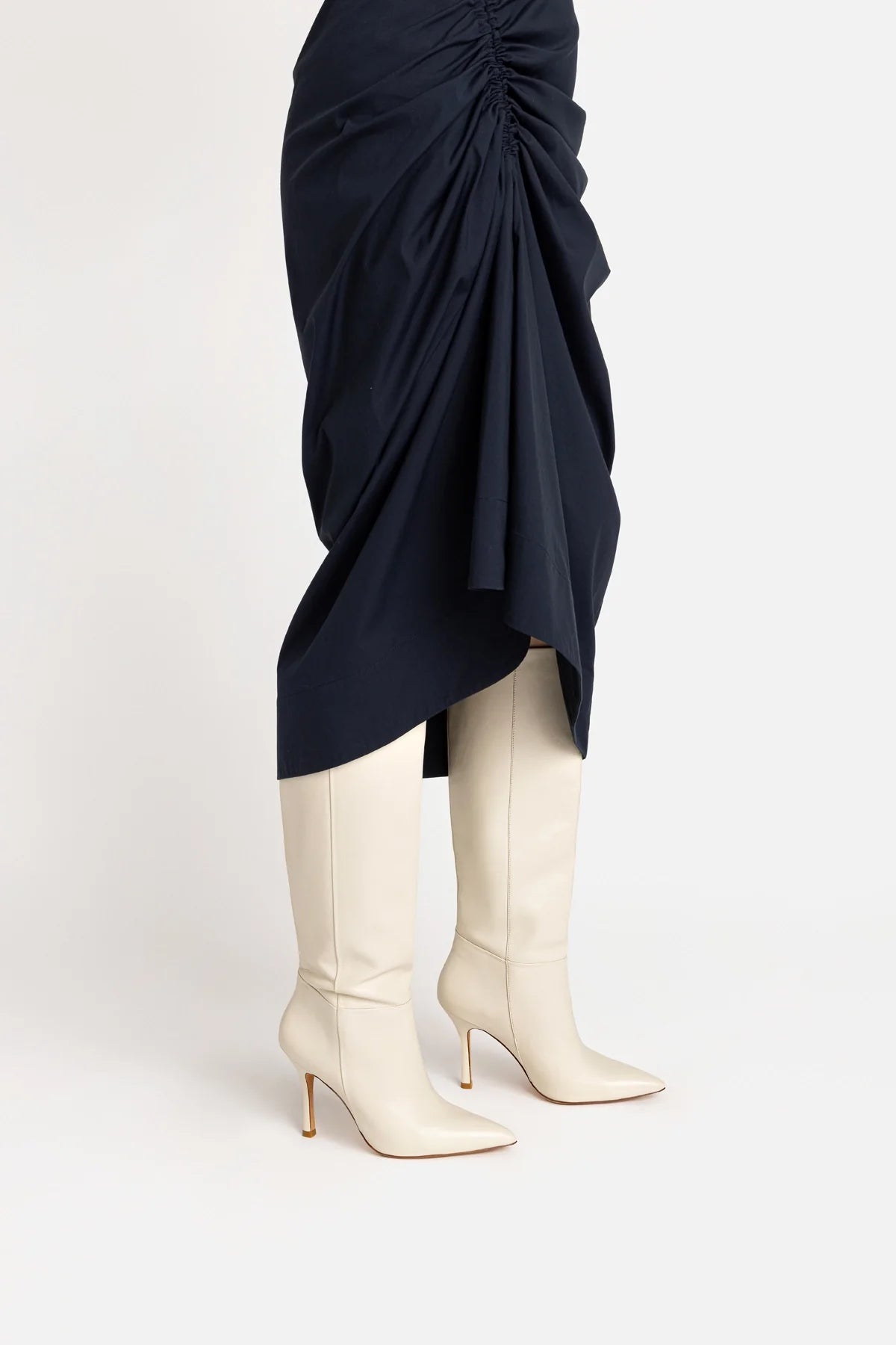 Kate Boot In Ivory Leather by Larroudé