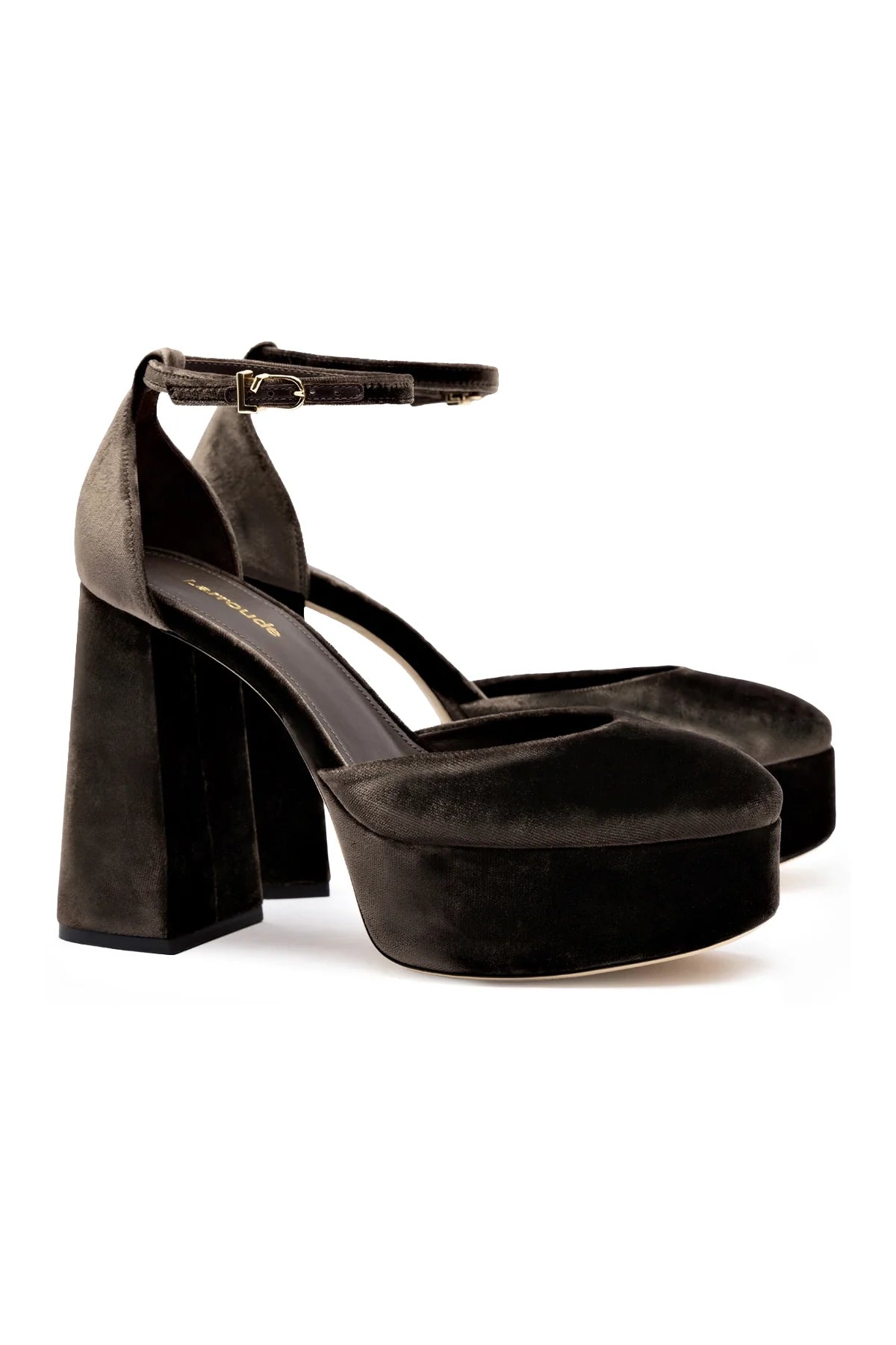 Ari Pump In Expresso Velvet by Larroudé
