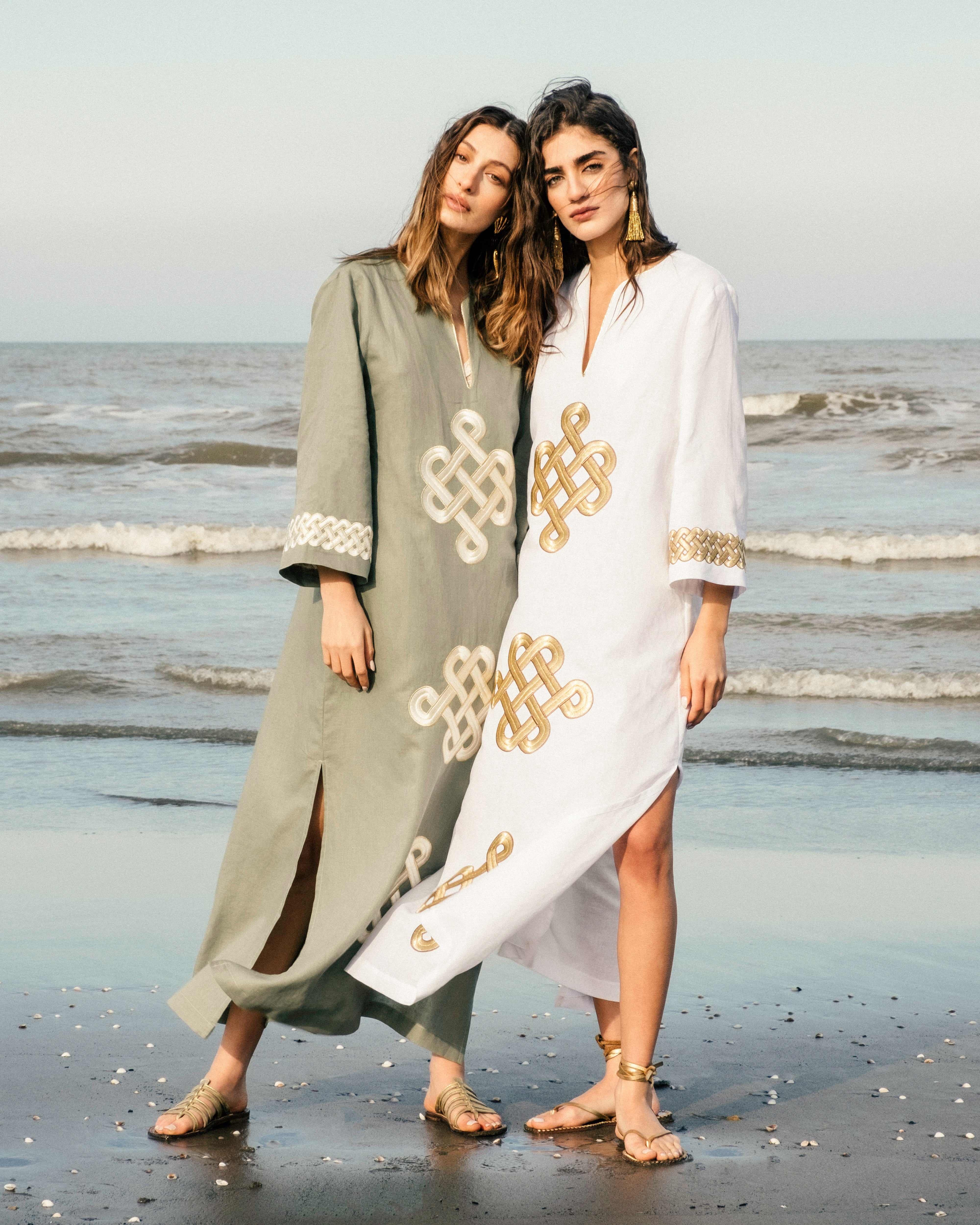 Taj Kaftan - White by Rosewater House