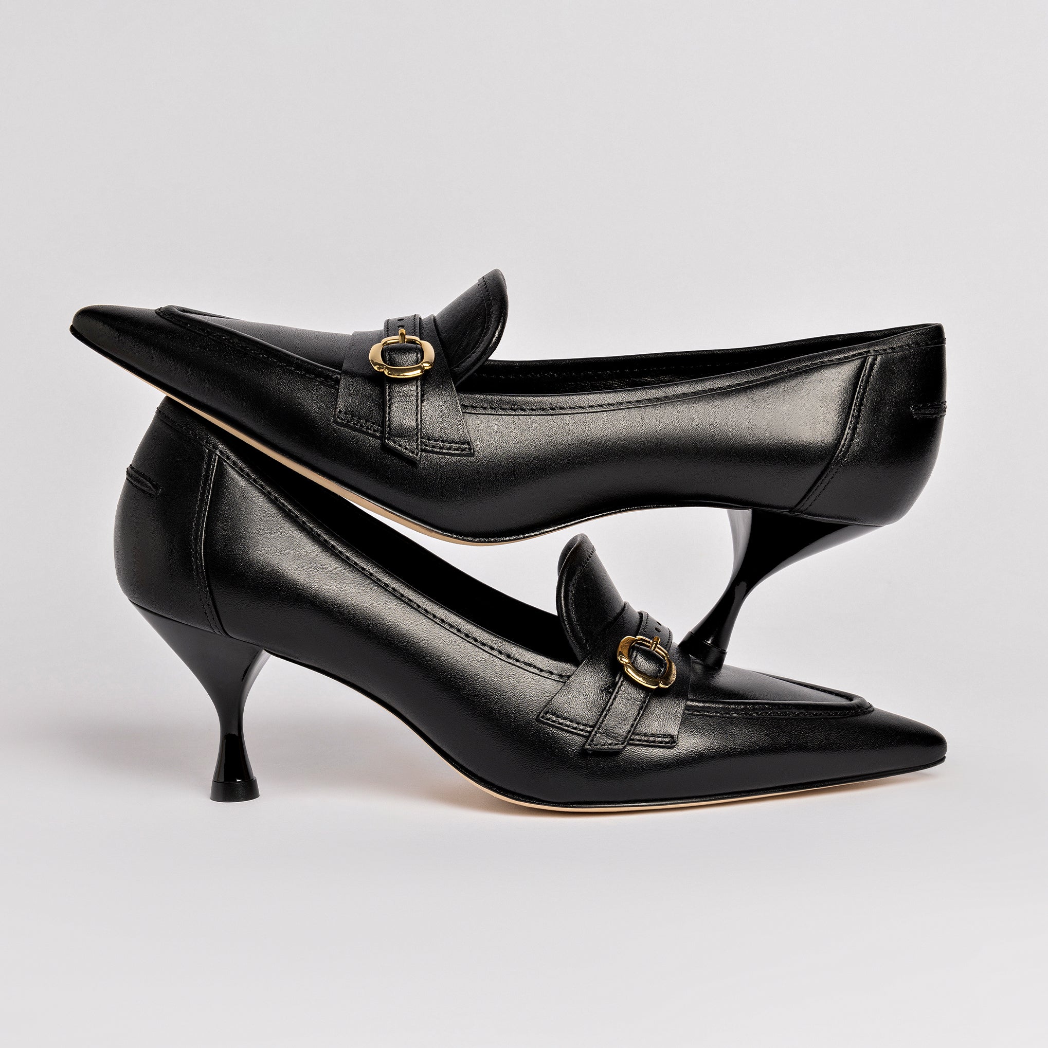 Susan Pump In Black Leather by Larroudé