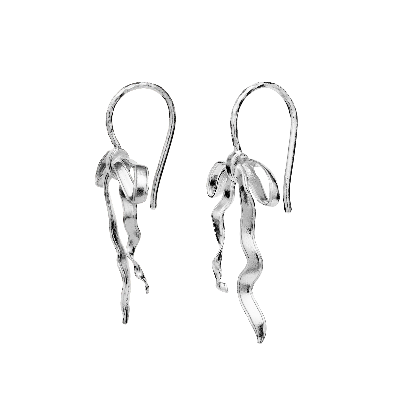 Sanja Earrings by Maanesten