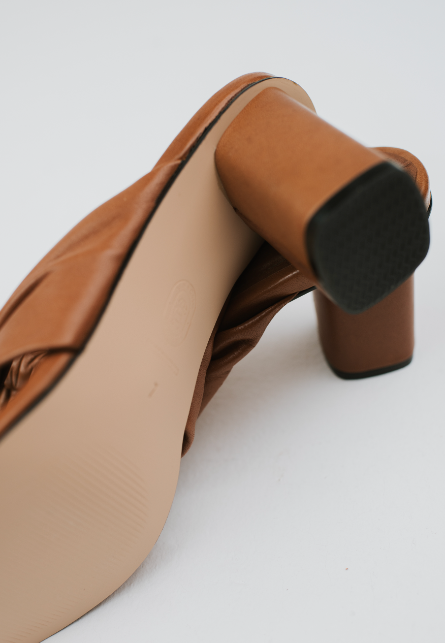 Teresa Mule - Brown by Alma Caso