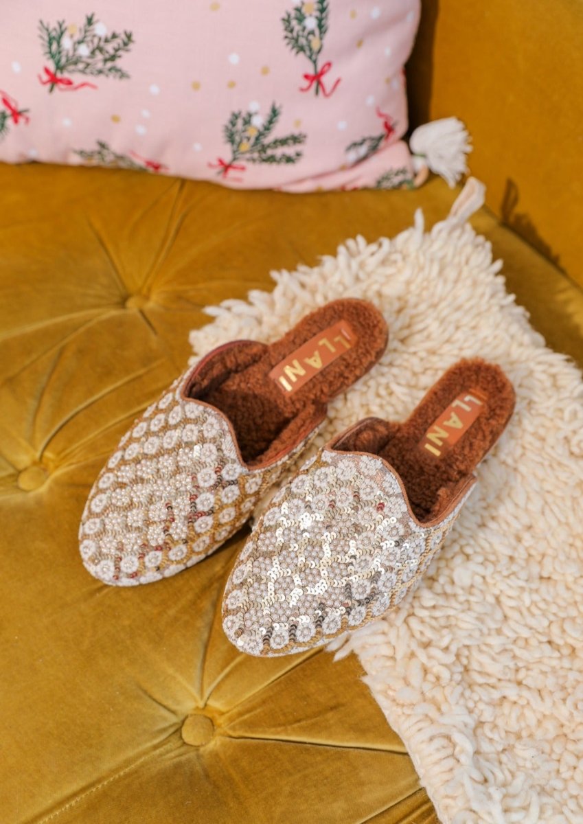 Llani Confetti Slides