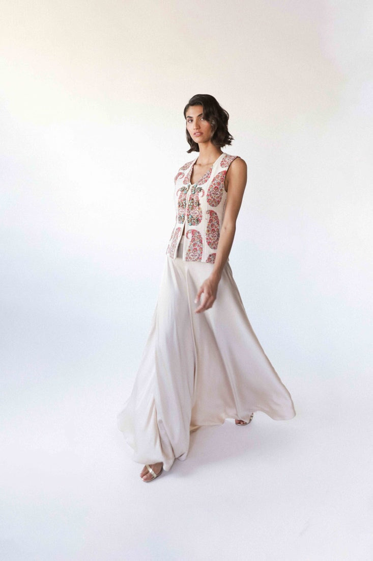 Roya Vest - Paisley by Rosewater House